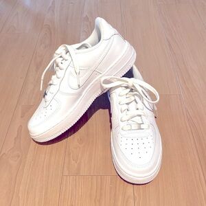 Nike Air Force 1 (kids 5.5) (women’s 7) New w/o tag